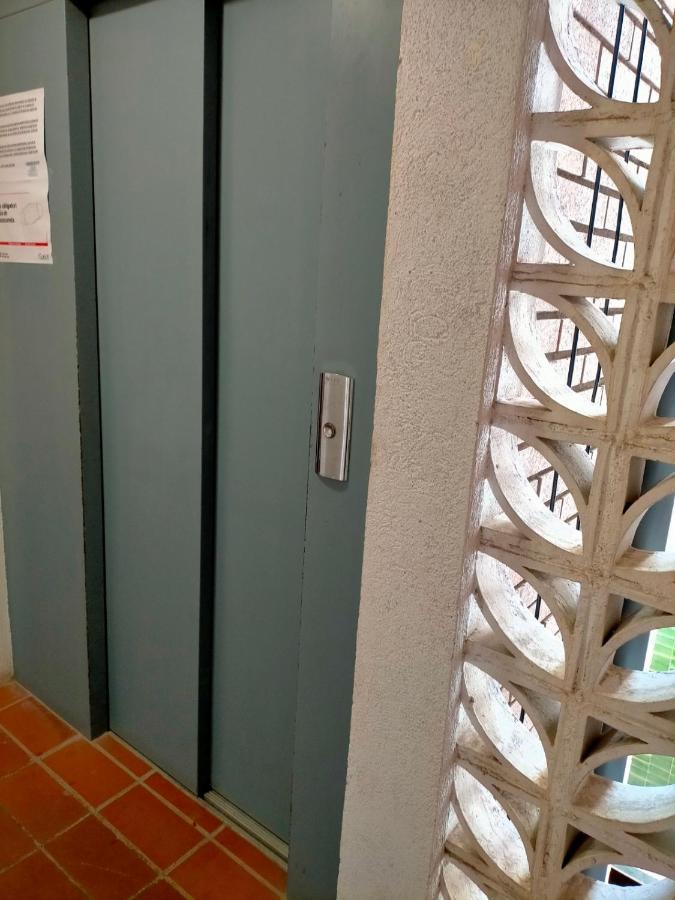Sand1-Apartamento En La Playa, Centrico, Parking Y Clima Lejlighed Roses Eksteriør billede