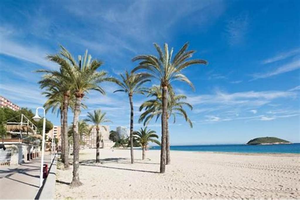 Sand1-Apartamento En La Playa, Centrico, Parking Y Clima Lejlighed Roses Eksteriør billede